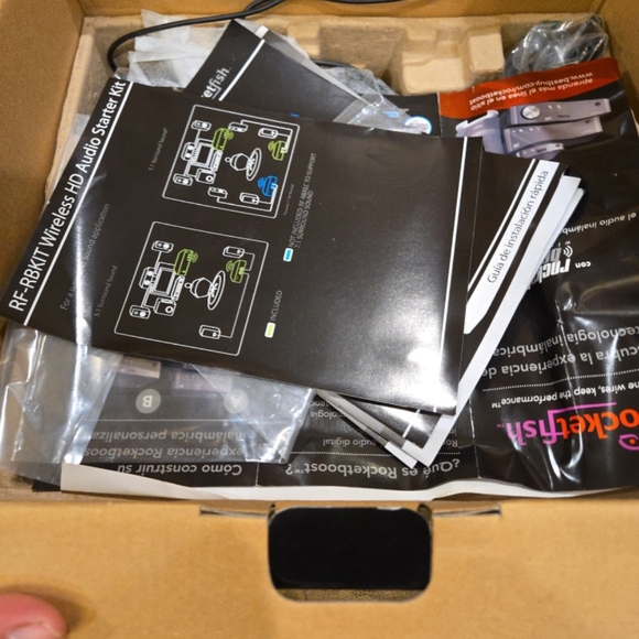 NEW (OTHER) Rocketfish - Wireless HD Audio Starter Kit - - Picture 8 of 10